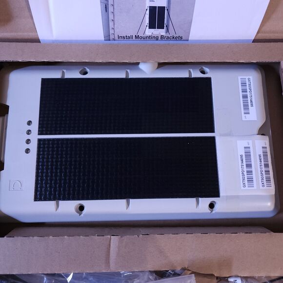 SkyBitz GXT5000 Falcon Solar Powered 3G 4G GPS Asset Management Tracking Device - Picture 2 of 6